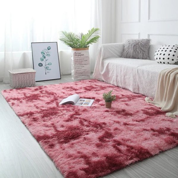 tapis de salon shaggy rouge foncé tie-dye